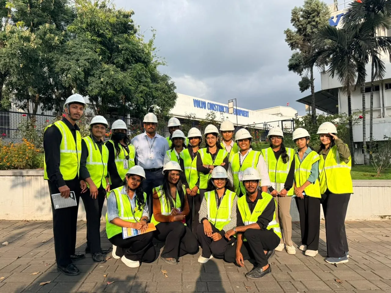 NSB Students at Volvo Construction Equipment